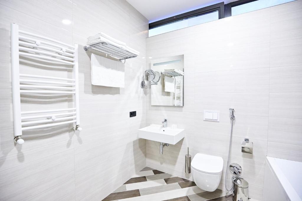 Brosse Garden Hotel Tbilisi Eksteriør billede