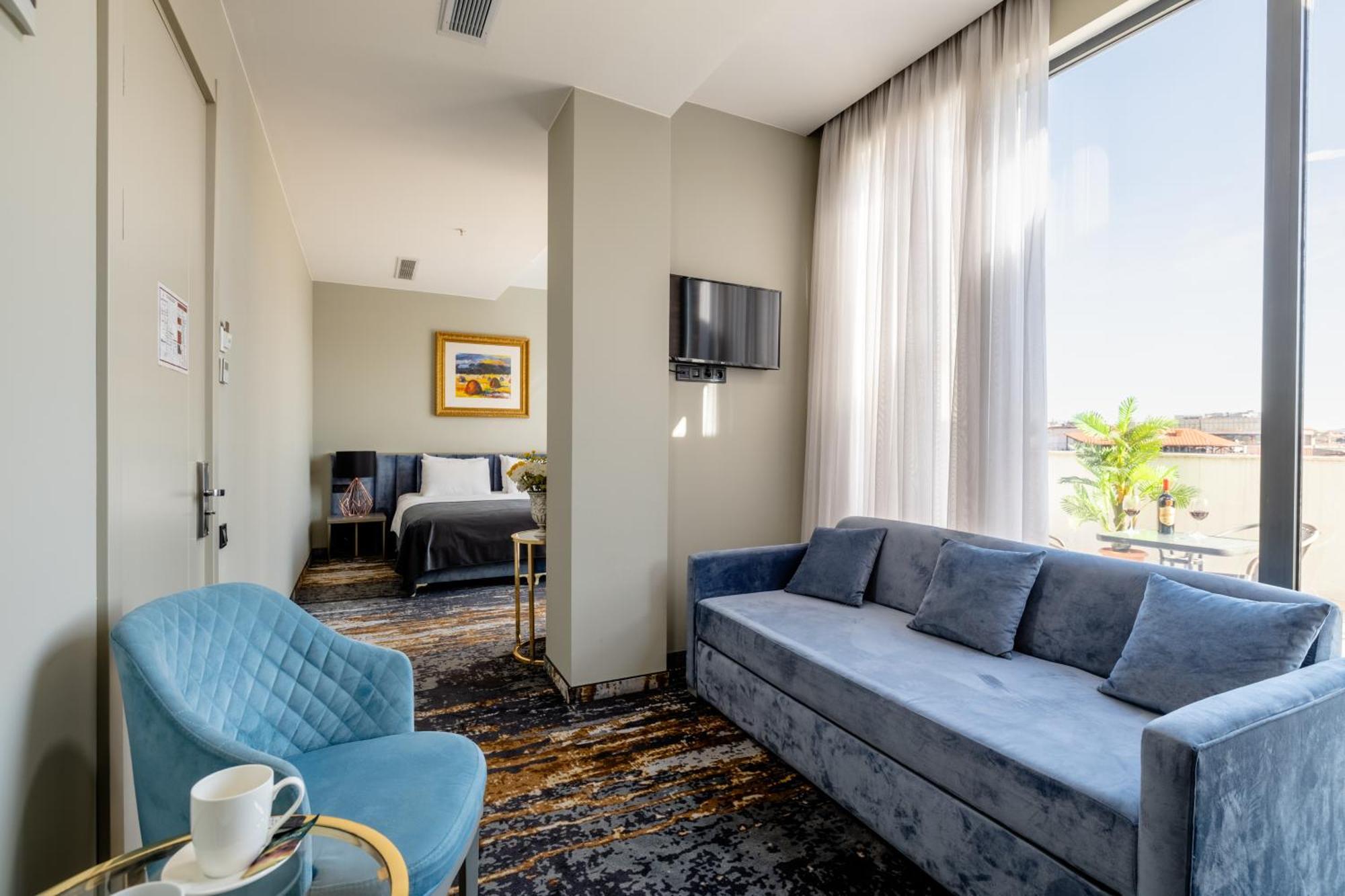 Brosse Garden Hotel Tbilisi Eksteriør billede